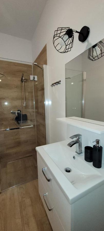 Nest Apartament Затор Экстерьер фото